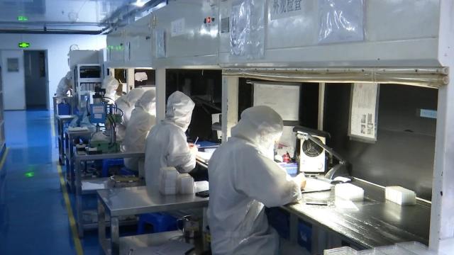 蓝晶光电:专注技术创新 深耕细分赛道